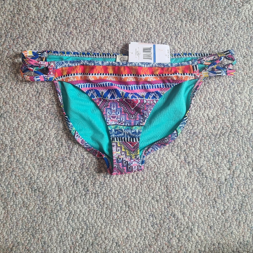 Nwt. Jessica Simpson bikini bottom.  Xl